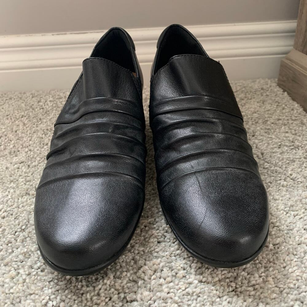 CLARKS Emily Cove Leather Slip-On Loafers - Size 9